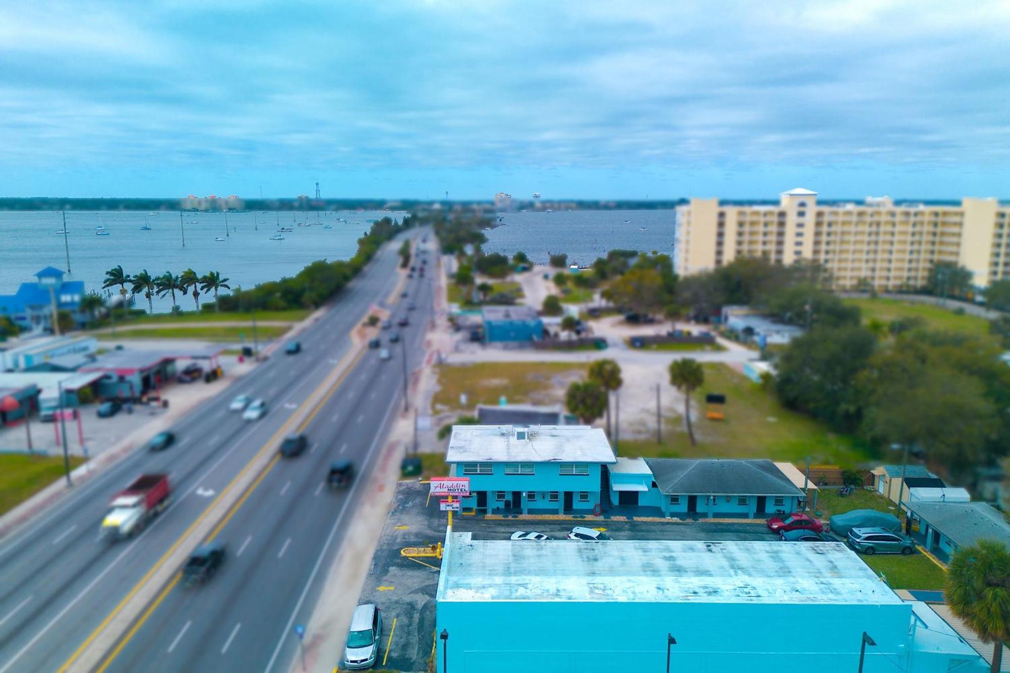 Aladdin Motel By Oyo Merritt Island Ngoại thất bức ảnh